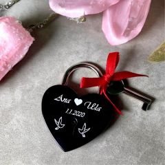 Love lock with engraving "Heart - Black"